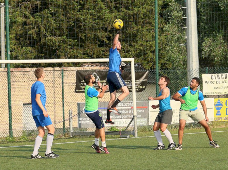 FOOTBALL Á 7